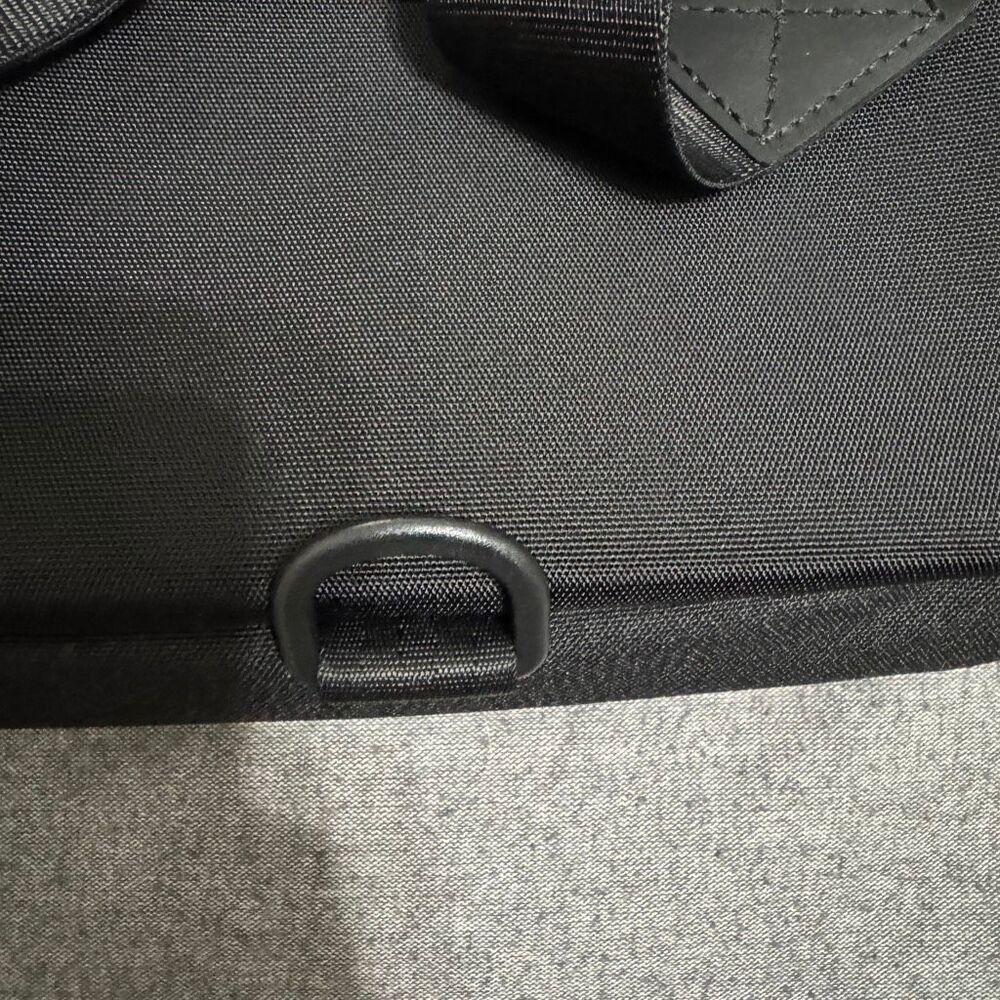 Alpaka black sling bag with front pocket and fidlock buckle - Picture 5 of 8